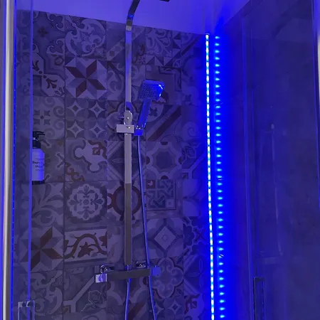 Πανσιόν I Parienti Ra Zita *